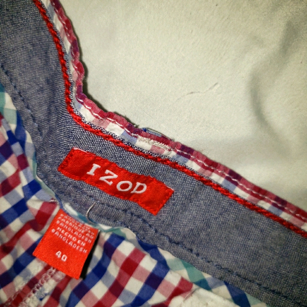 Izod Shorts ! Yes....clean....worn 1 time...